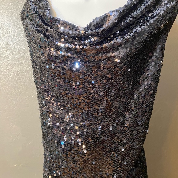 CALVIN KLIEN Black Sleeveless Sequin Cowl  Neck Top - Picture 11 of 15
